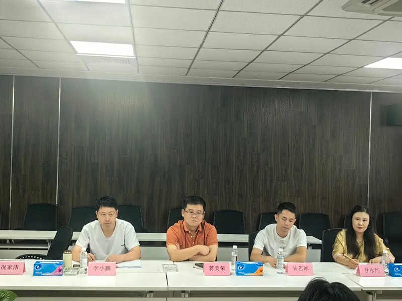 共商文旅融合新篇章│中国妇女十三大代表姚威名率团访问老王论坛
